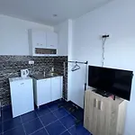 Breze Apartment