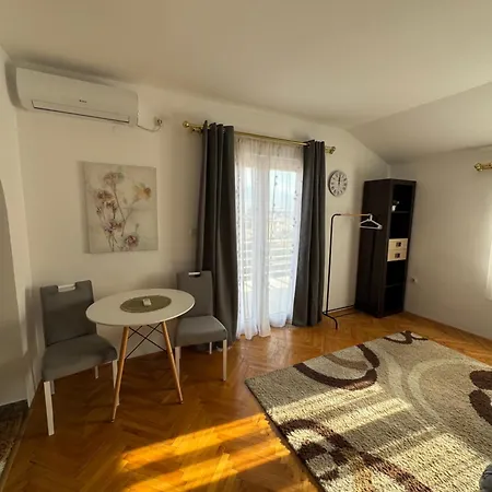 Appartamento Breze Podgorica